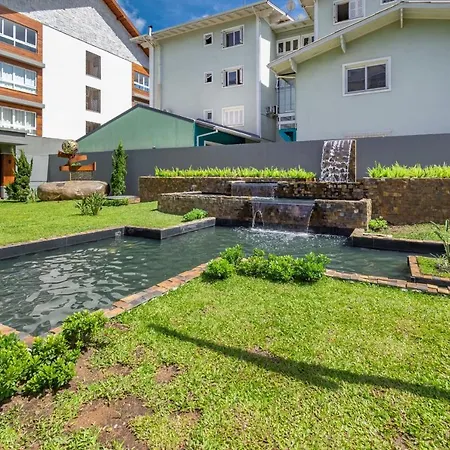 Rosa Edificio Vita Boulevard Gramado Exterior photo