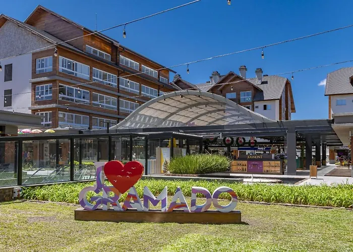 Rosa Edificio Vita Boulevard