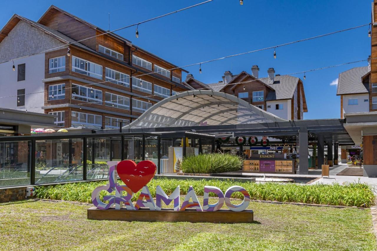 Rosa Edificio Boulevard Apartment Gramado