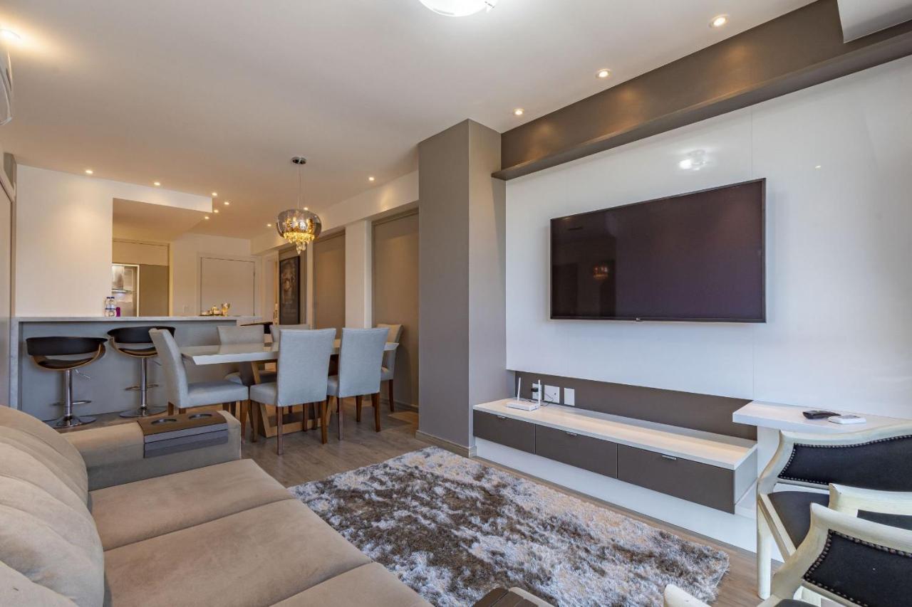 Rosa Edificio Boulevard Apartment *