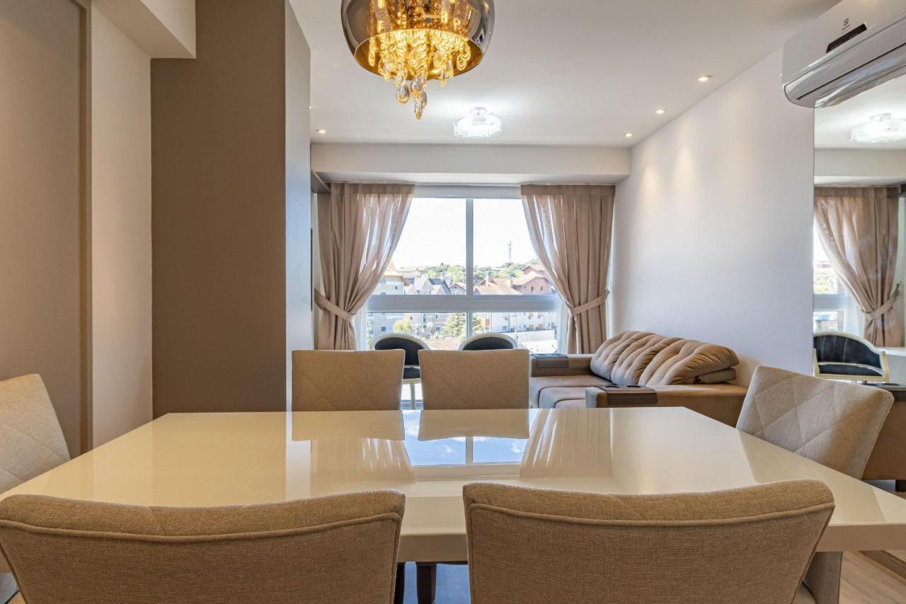 Rosa Edificio Boulevard Apartment *